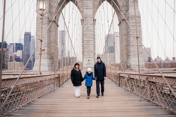 Private Vacation Photoshoot with Photographer in New York - Photo 1 of 25